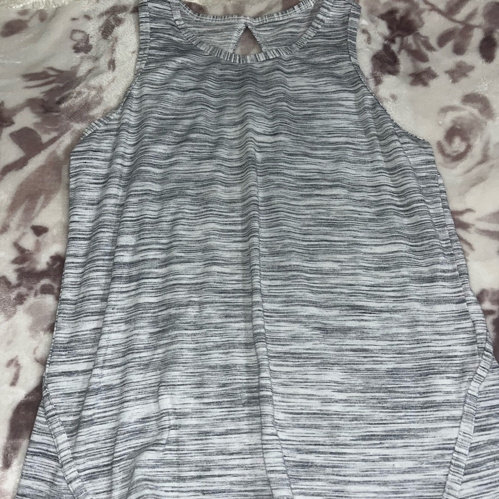 Athletes Girl Shirt, size M/8-10, grey